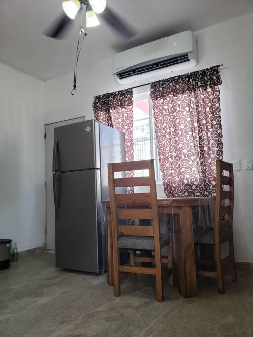 Petit Y Comodo Loft En La Ciudad. Monterrey Buitenkant foto